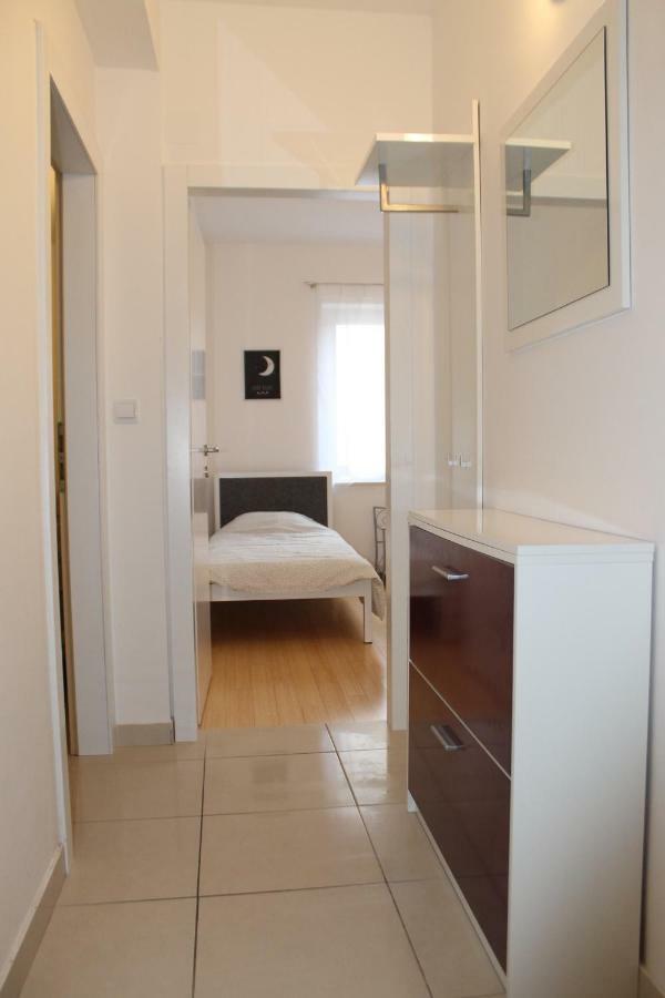 Apartman M&M Stara Novalja Ngoại thất bức ảnh